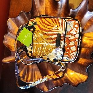 NWT Retired Vera Bradley Mini Hipster Crossbody "Painted Feathers"